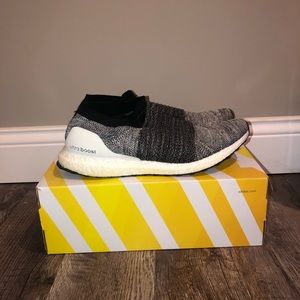 Adidas laceless ultraboost